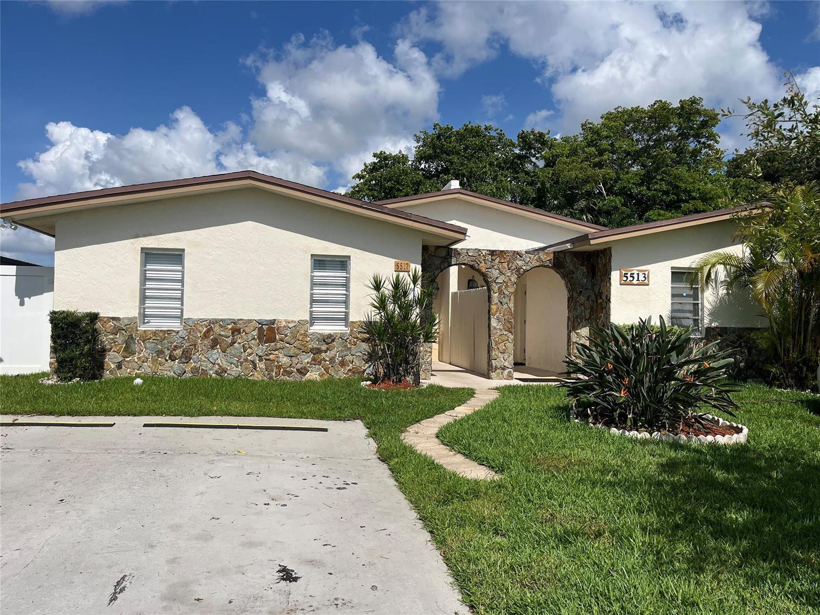 5517 SW 24TH Avenue, Dania Beach FL 33312 photo 2