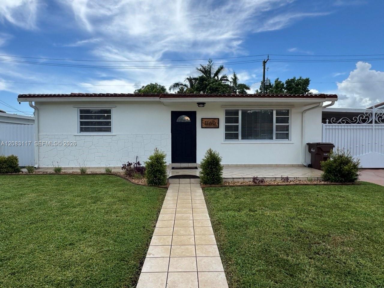 1160 W 33rd Pl, Hialeah FL 33012 photo 3