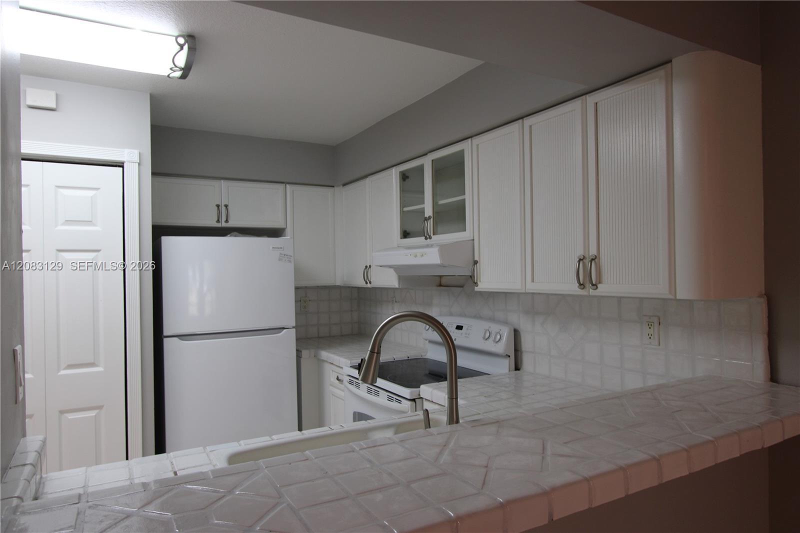 15495 N Miami Lakeway N # 4, Miami Lakes FL 33014 photo 4