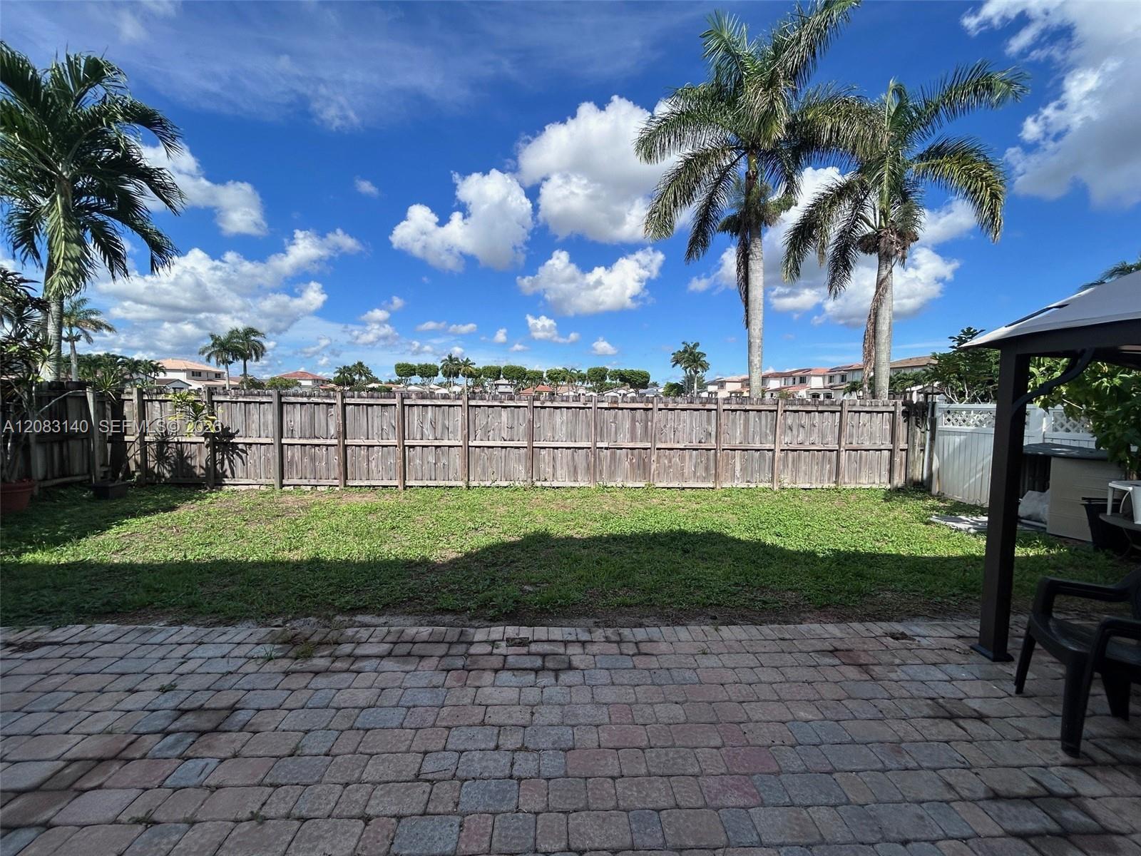 6528 SW 158th Pass, Miami FL 33193 photo 2