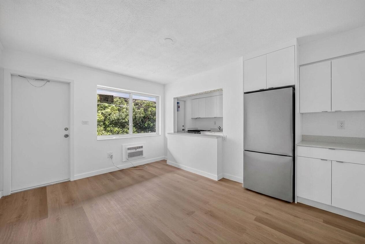 60 NW 79TH Street # 32, Miami FL 33150 photo 4