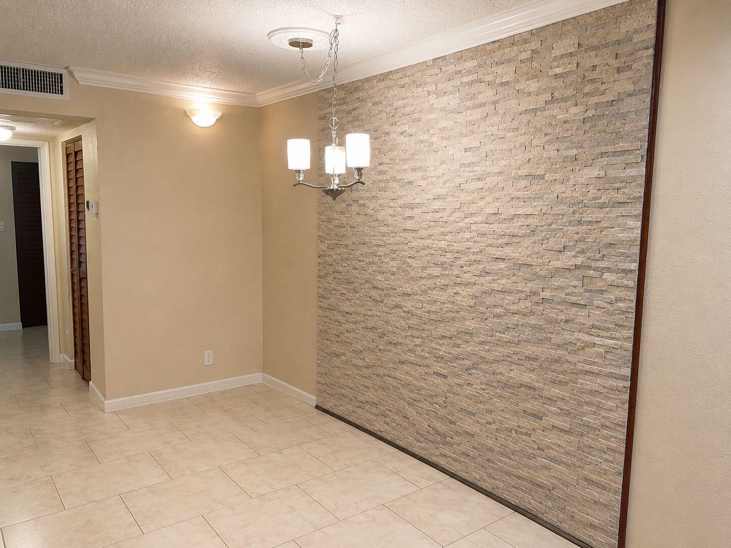 3100 SPRINGDALE Boulevard # 308, Palm Springs FL 33461 photo 3