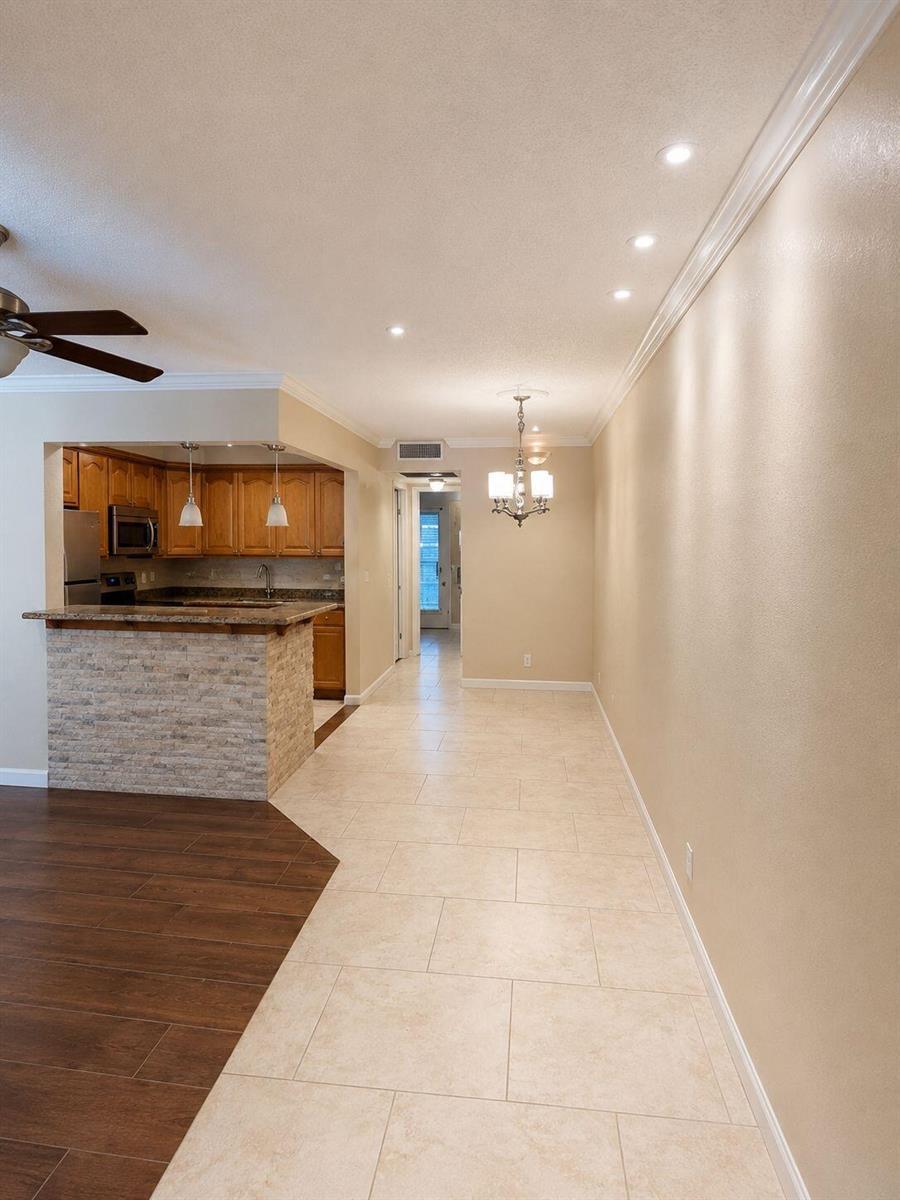 3100 SPRINGDALE Boulevard # 308, Palm Springs FL 33461 photo 5