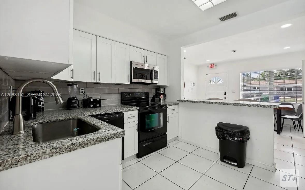 6445 SW 22nd St, Miramar FL 33023 photo 4