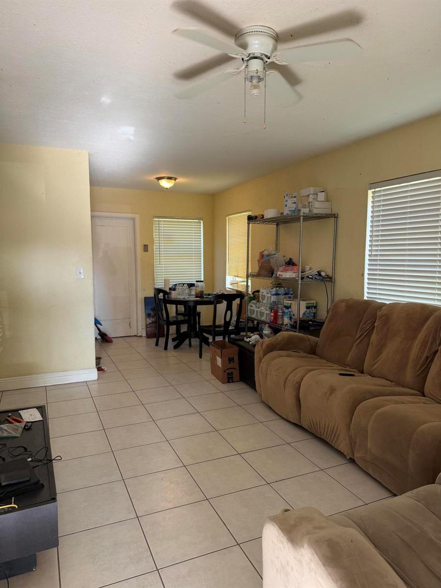 429 SW 22ND Terrace, Fort Lauderdale FL 33312 photo 2