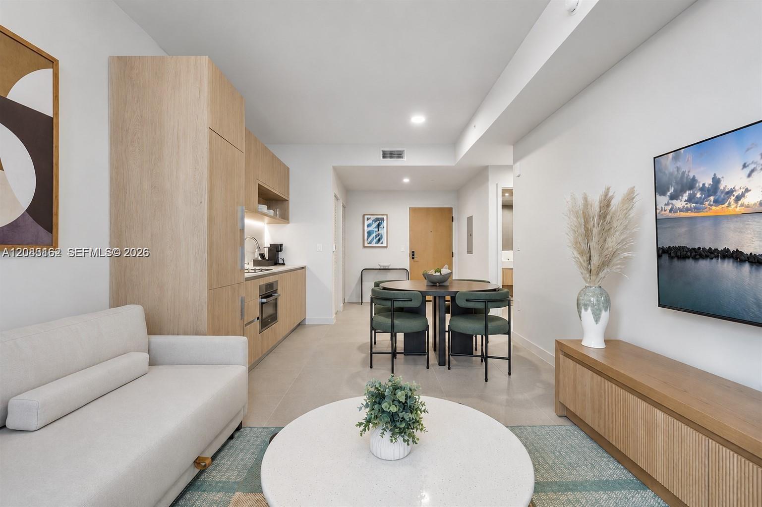 11 NE 6th St # 1712, Miami FL 33132 photo 4