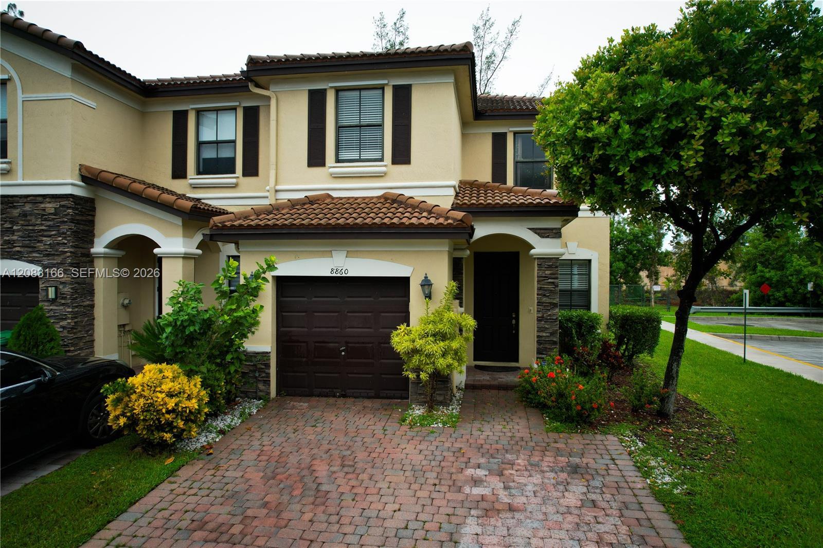 116 NW Path # 8860, Doral FL 33178 photo 2