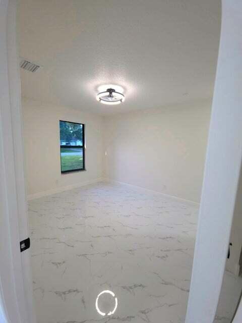 8001 Hibiscus Road, Fort Pierce FL 34951 photo 4