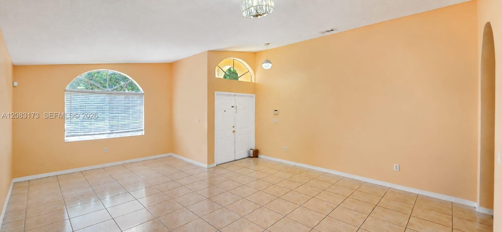 15339 SW 32nd Ter, Miami FL 33185 photo 4