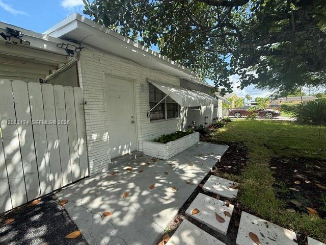1050 NW 23RD # 1041, Fort Lauderdale FL 33311 photo 2