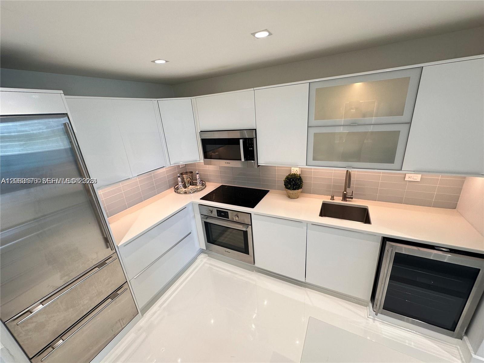 2301 Collins Ave # 611, Miami Beach FL 33139 photo 3