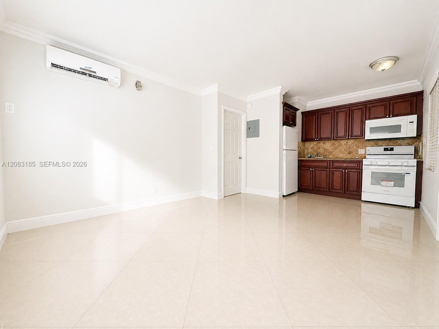 2901 Middle River Dr # 5, Fort Lauderdale FL 33306 photo 2