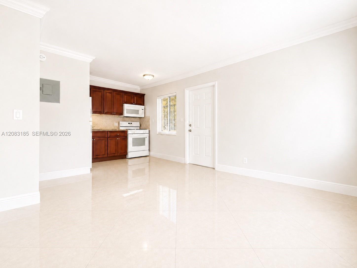 2901 Middle River Dr # 5, Fort Lauderdale FL 33306 photo 3