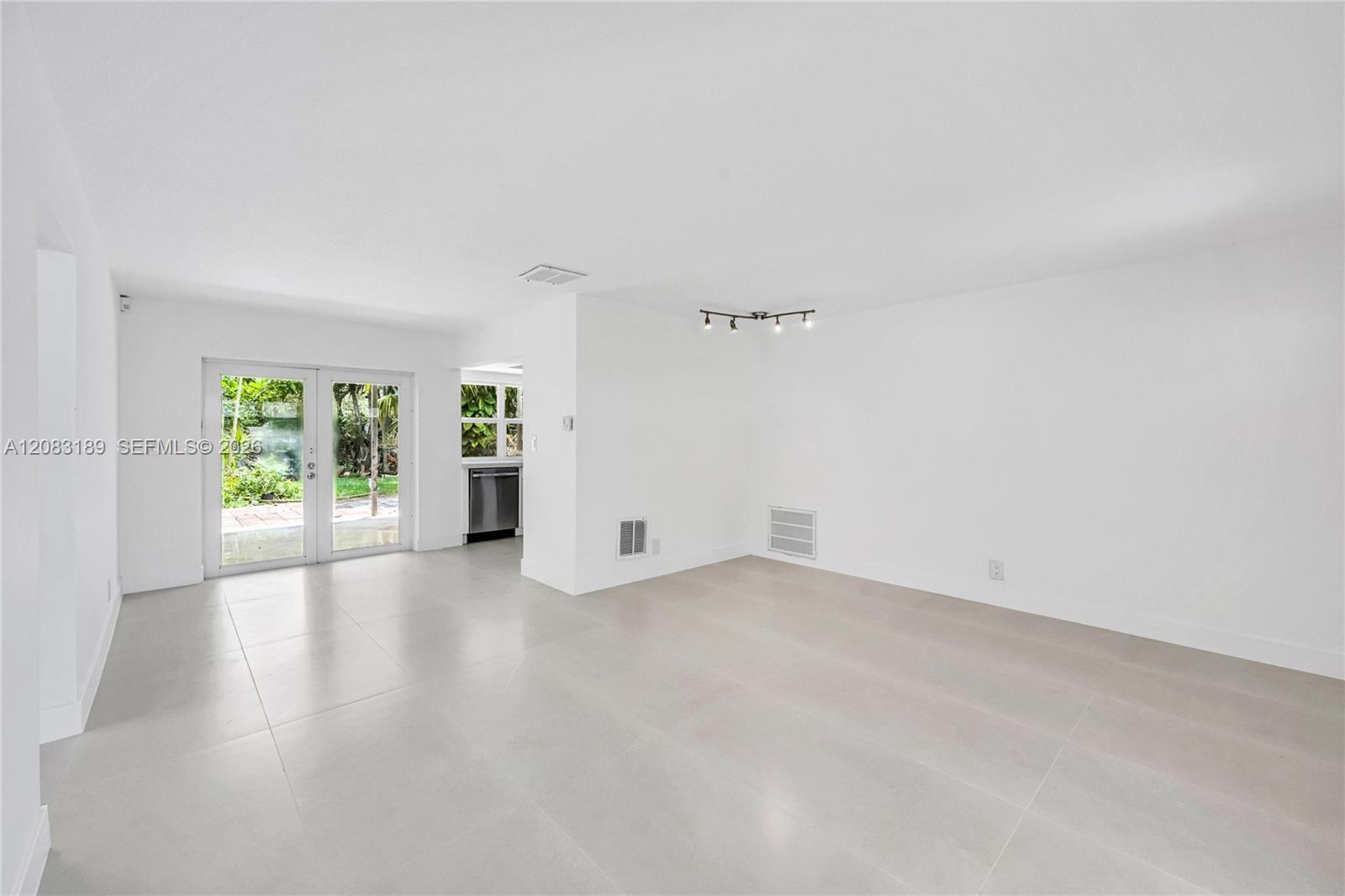 7408 NW 58th St, Tamarac FL 33321 photo 4