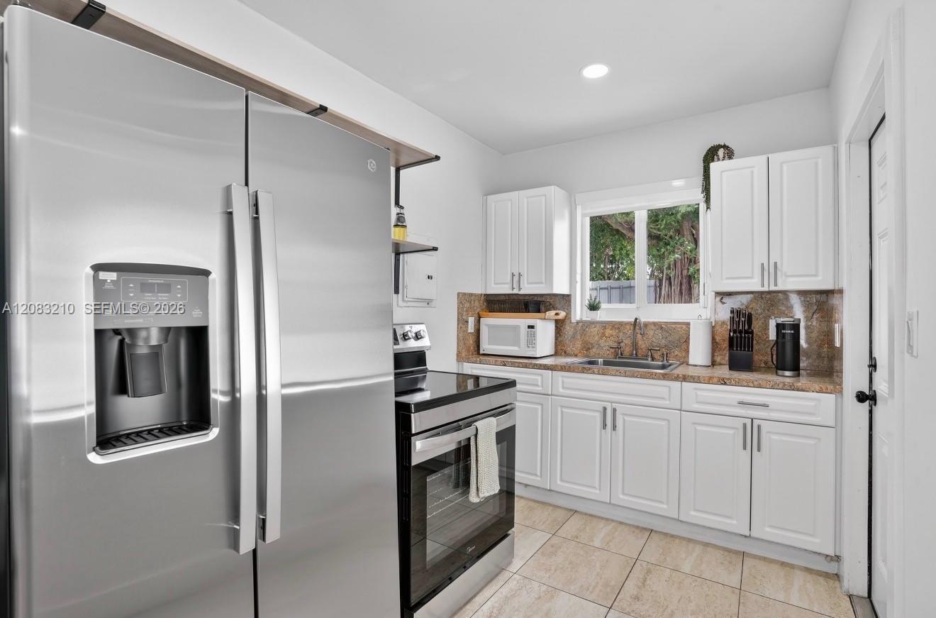 2422 NW 11th St # 1, Miami FL 33125
