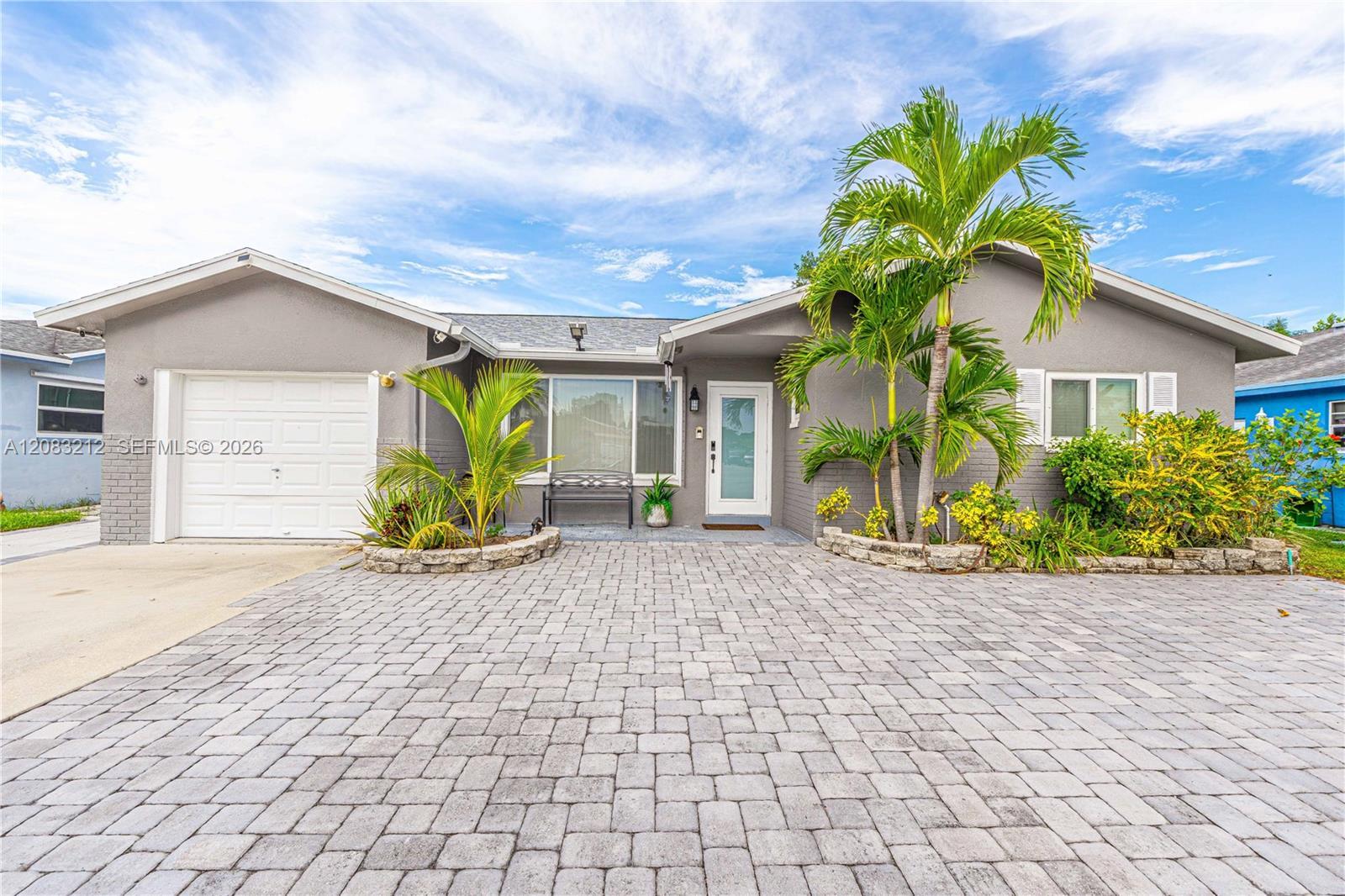22682 SW 65th Ave, Boca Raton FL 33428