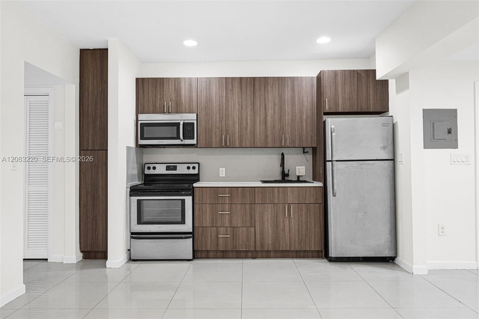 18 NW 45th St # A, Miami FL 33127 photo 4
