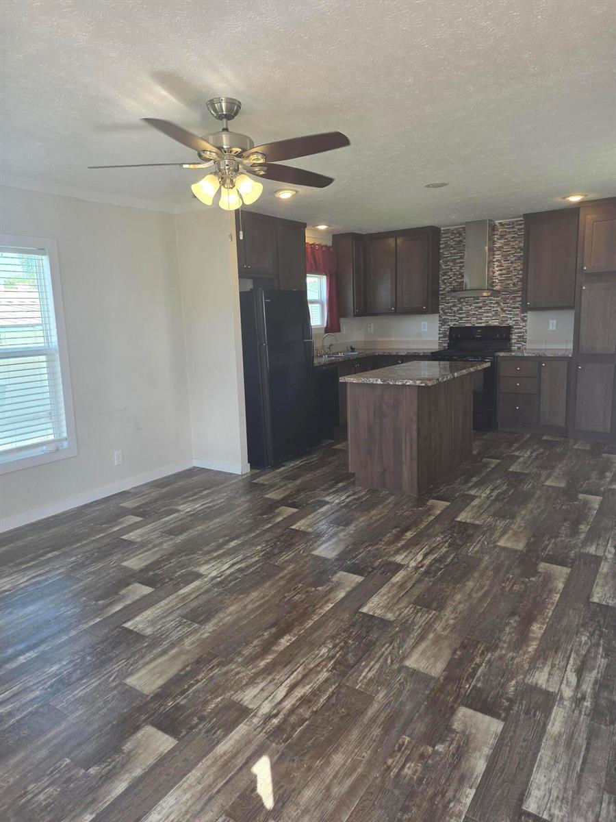 202 Flamingo Avenue, Fort Pierce FL 34982 photo 4