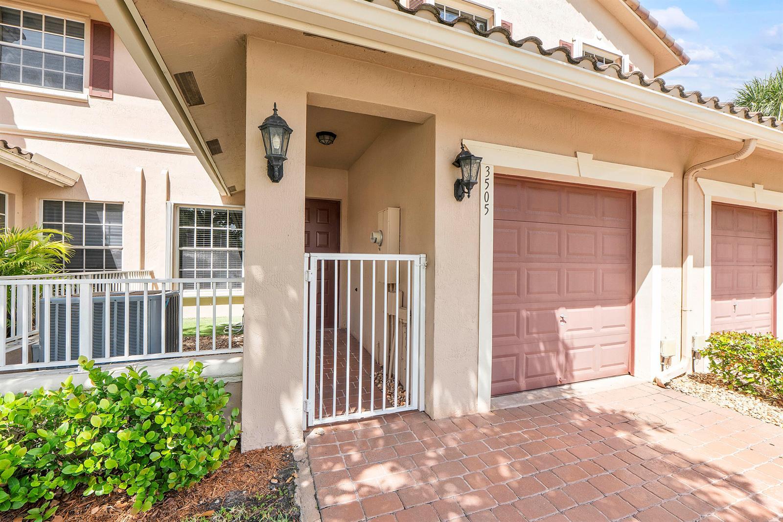 3505 LAKESIDE Drive, Davie FL 33328 photo 3