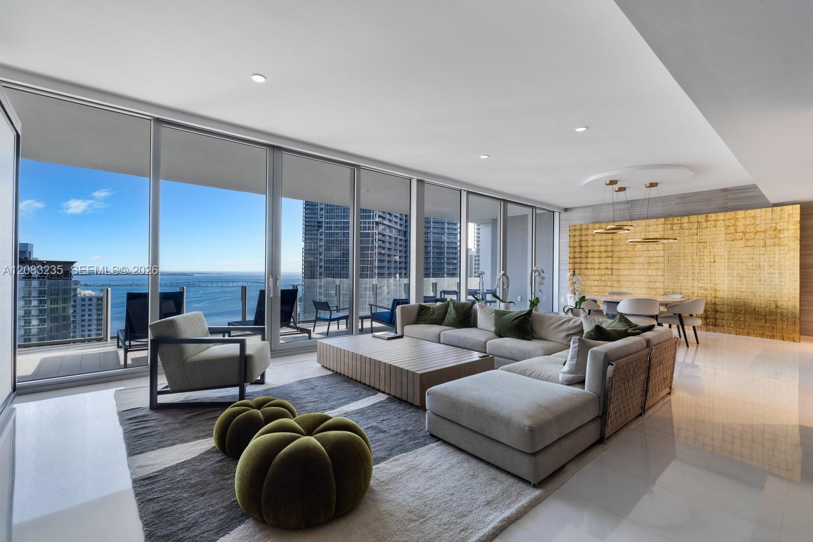 300 BISCAYNE BOULEVARD WAY # 3302E, Miami FL 33131