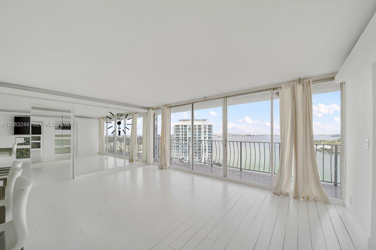 7601 E Treasure Dr # 2016, North Bay Village FL 33141 photo 4