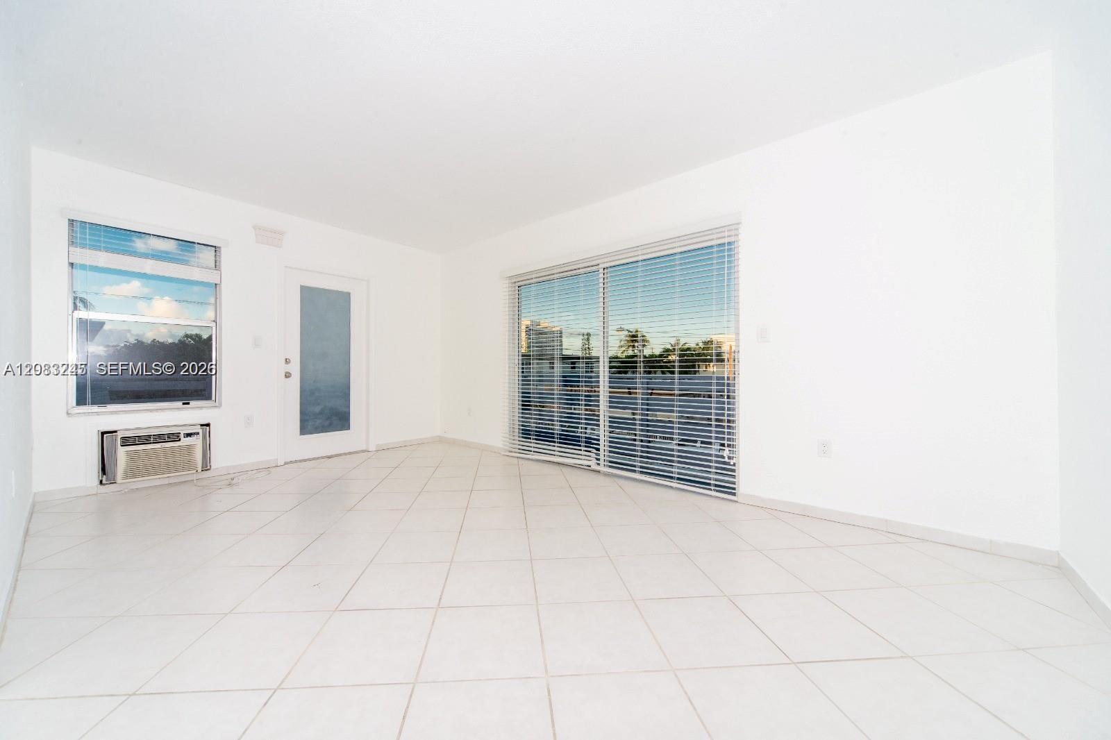 7725 CARLYLE AVE # 7, Miami Beach FL 33141 photo 5