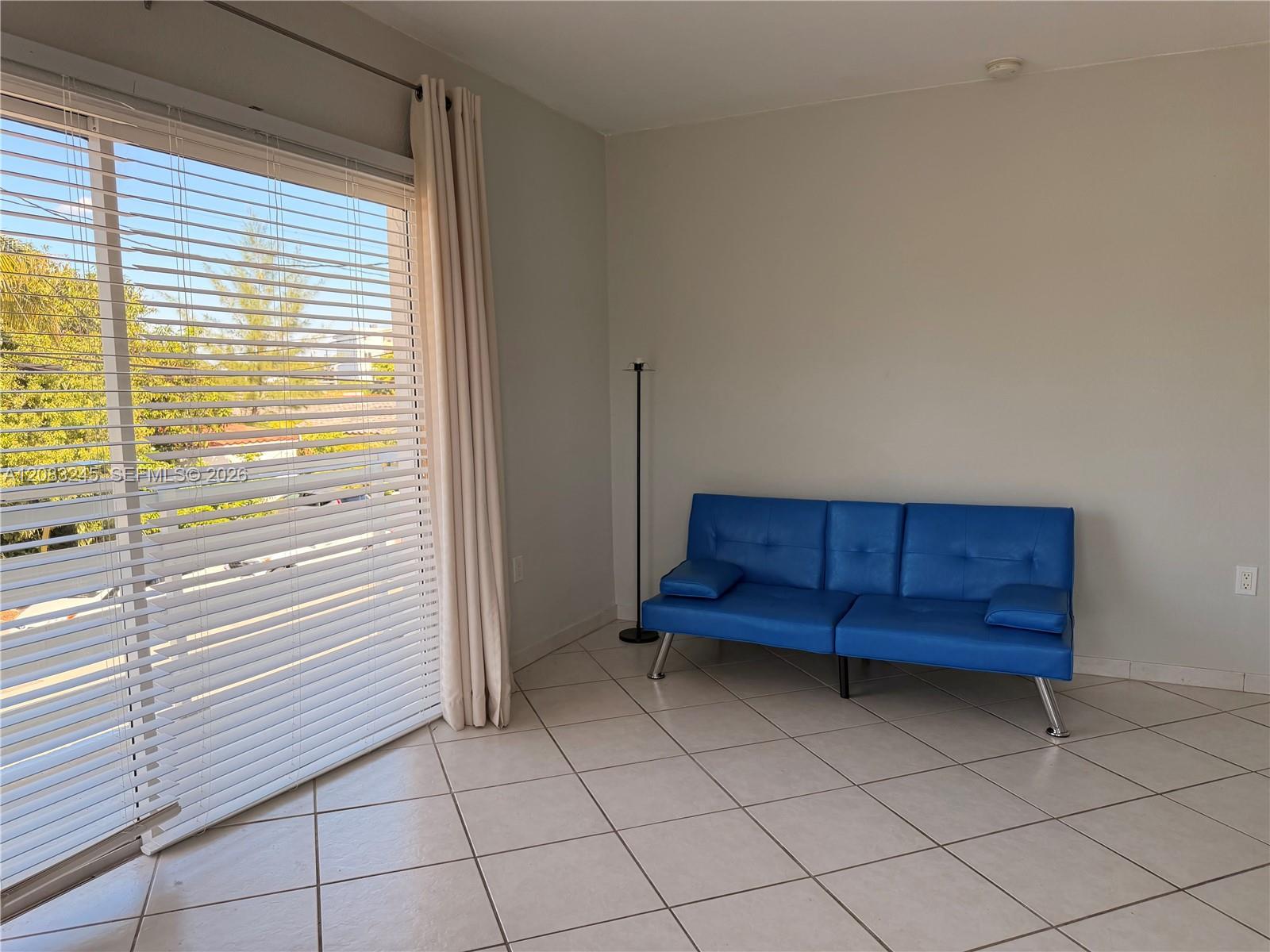 7725 CARLYLE AVE # 7, Miami Beach FL 33141 photo 4