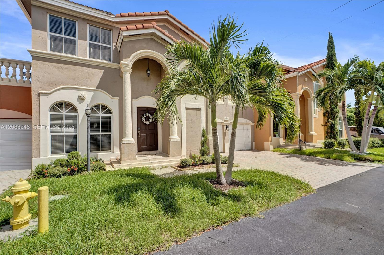 10809 NW 51st Trail, Doral FL 33178 photo 2