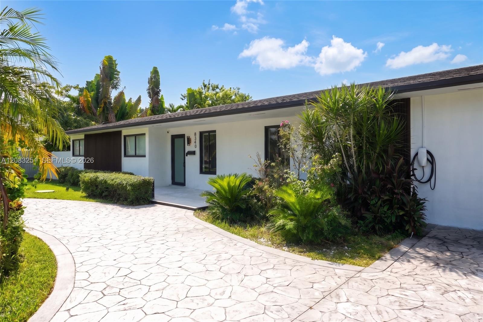 8340 SW 41st Ter, Miami FL 33155
