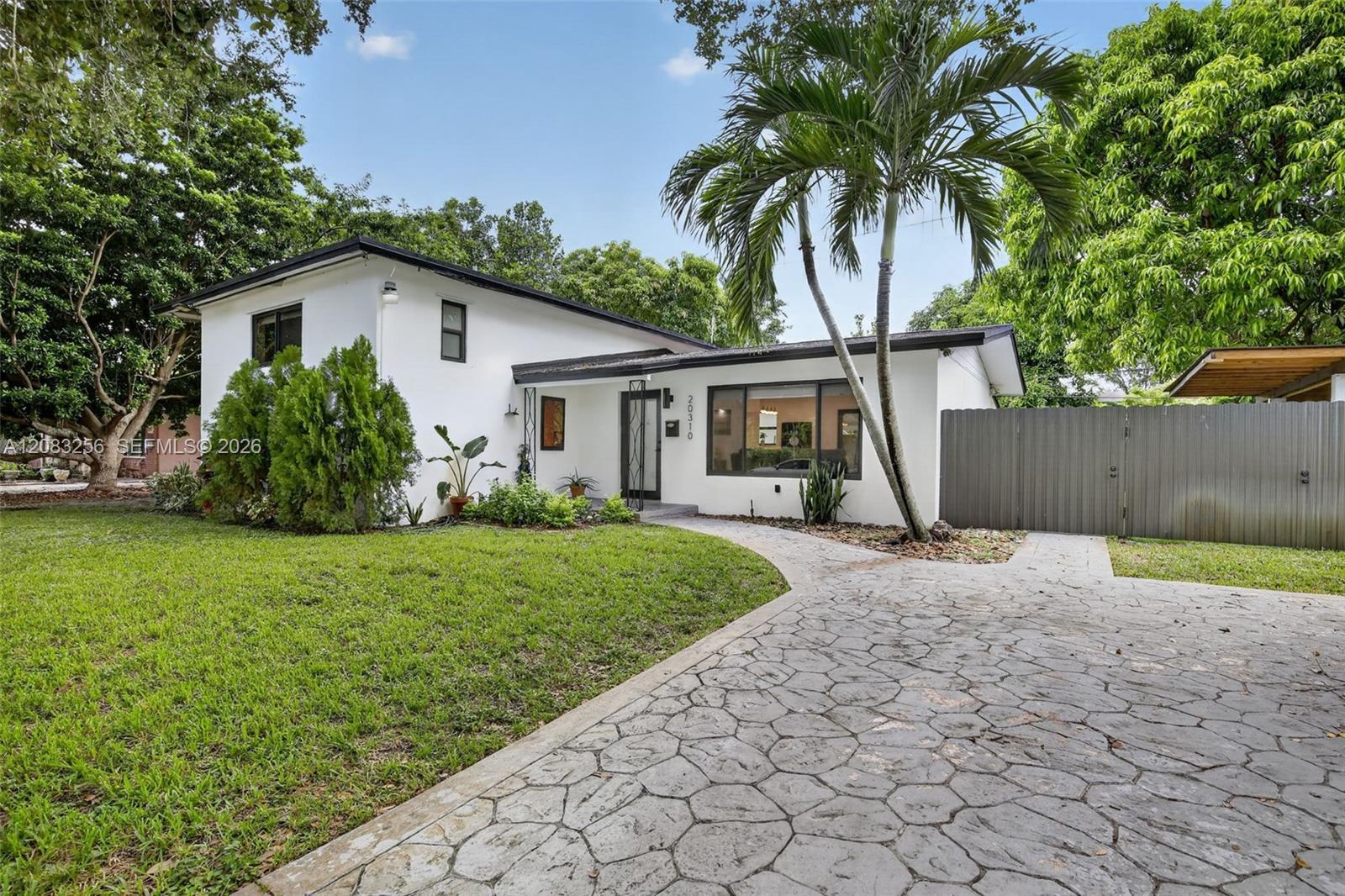 20310 NE 14th Ave, Miami FL 33179