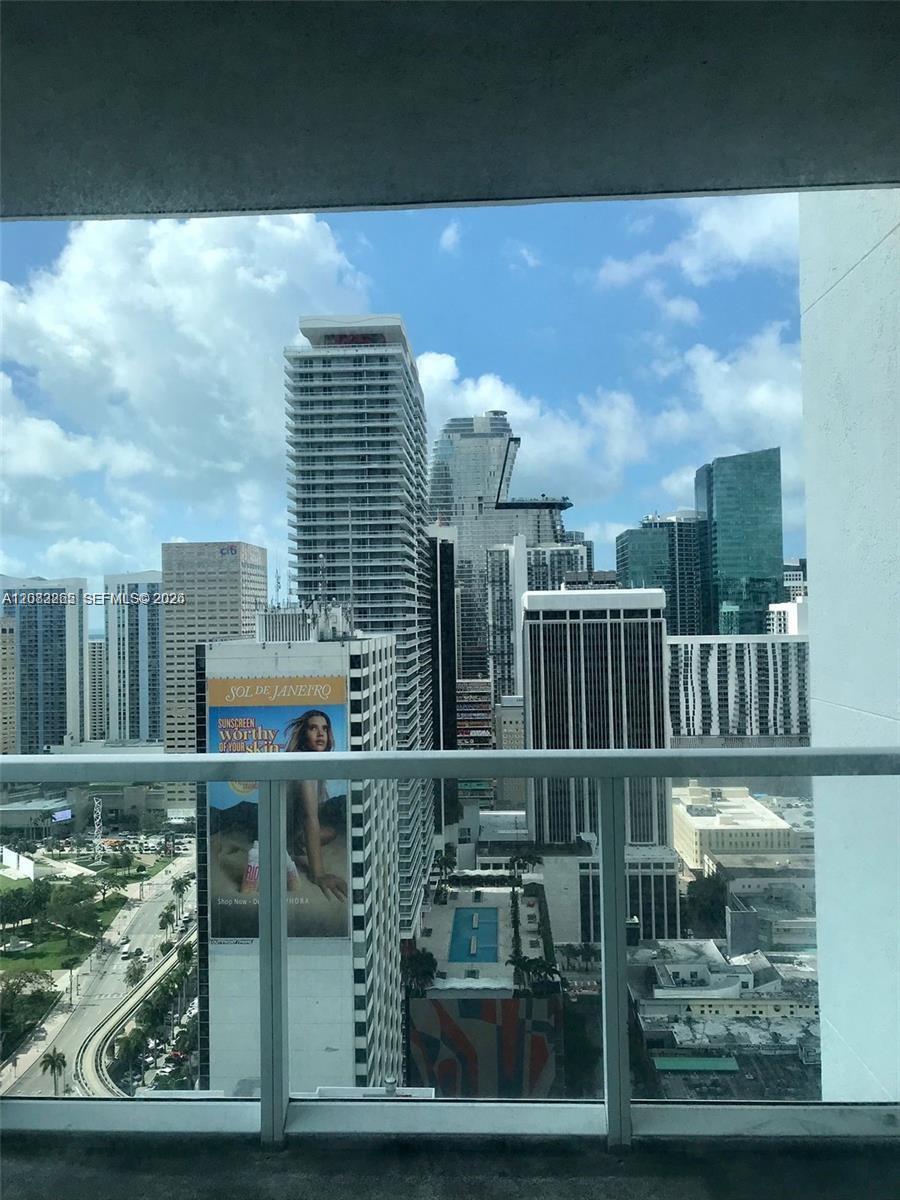 244 Biscayne Blvd # 1603, Miami FL 33132