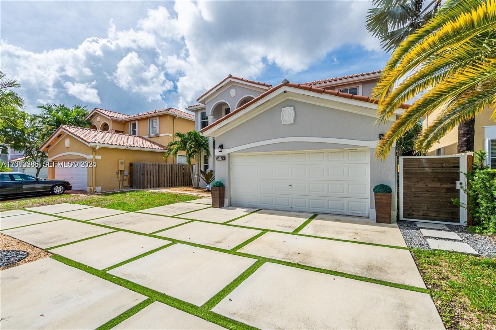 15877 SW 61st Way, Miami FL 33193 photo 2