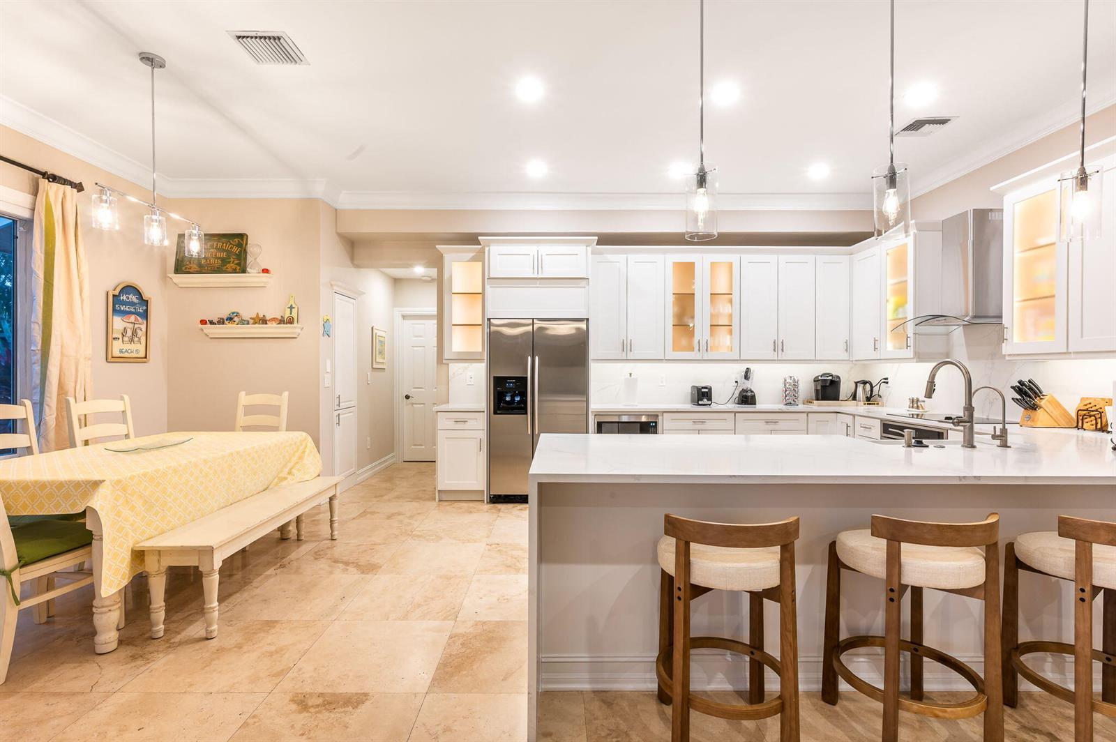 514 SOLAR ISLE Drive, Fort Lauderdale FL 33301 photo 3