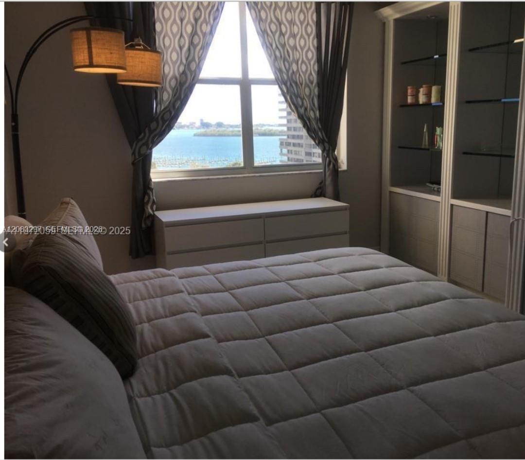 11111 Biscayne Blvd # 4D, Miami FL 33181