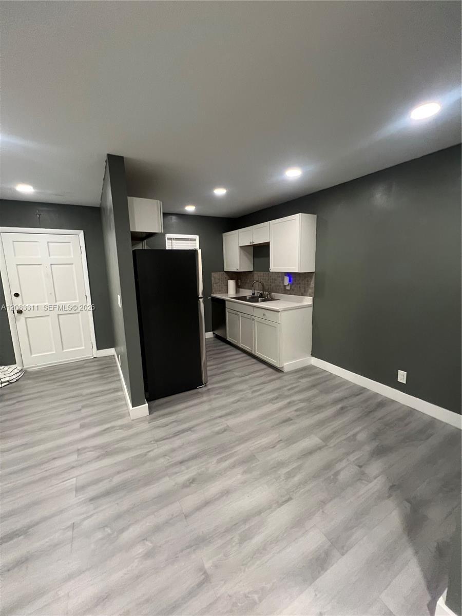 30 SE 4th Ave # 106, Hallandale Beach FL 33009 photo 4
