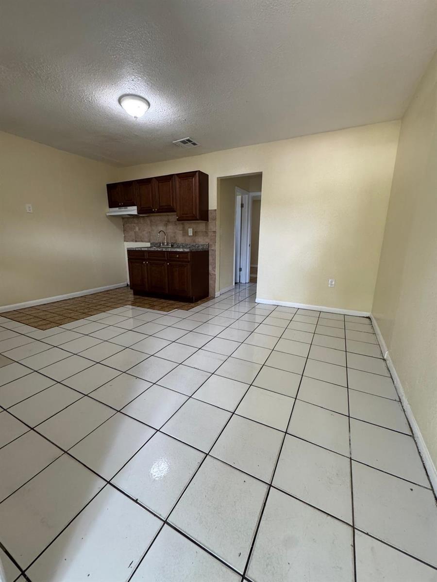 200 NW 14TH Street # 1, Pompano Beach FL 33060 photo 4