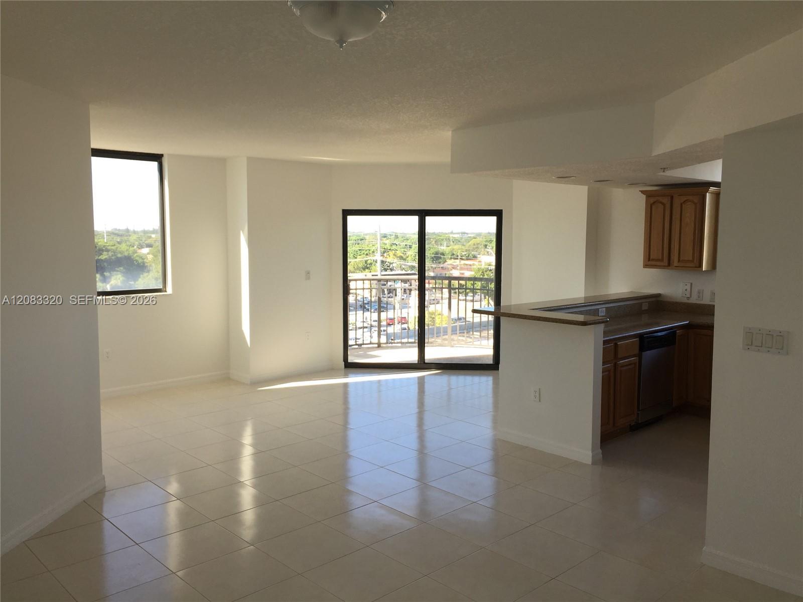 Miami, FL 33126 photo 5