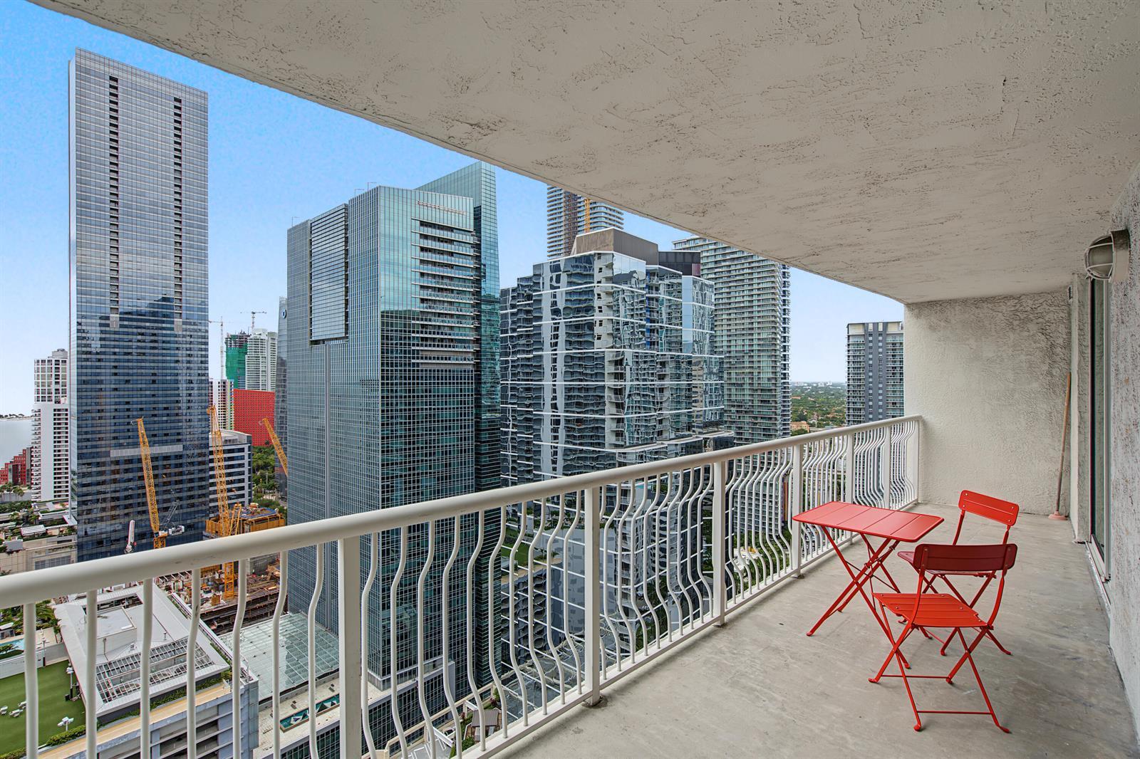1200 BRICKELL BAY Drive # 3419, Miami FL 33131 photo 4
