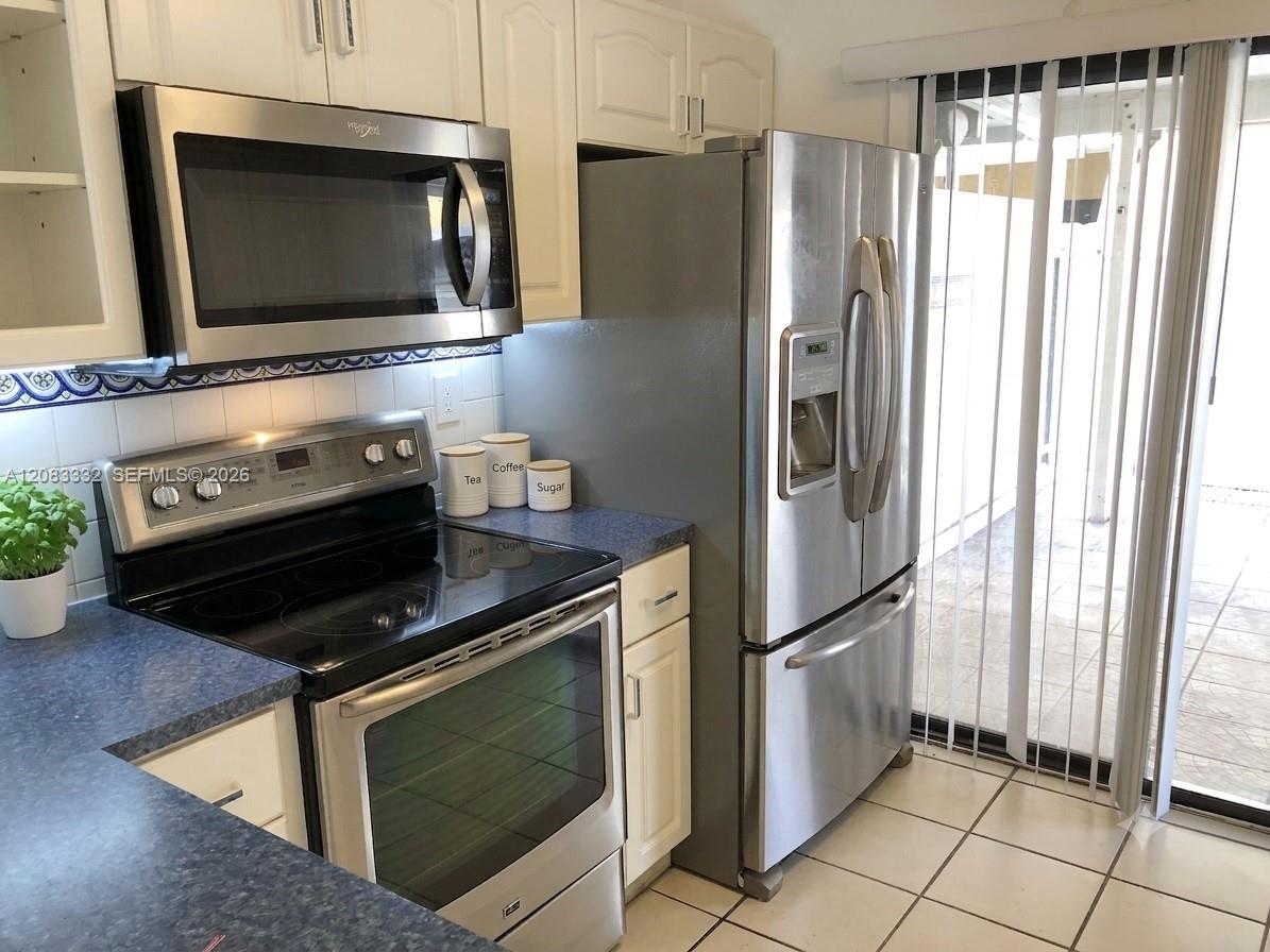 2775 W 62nd St # 106, Hialeah FL 33016