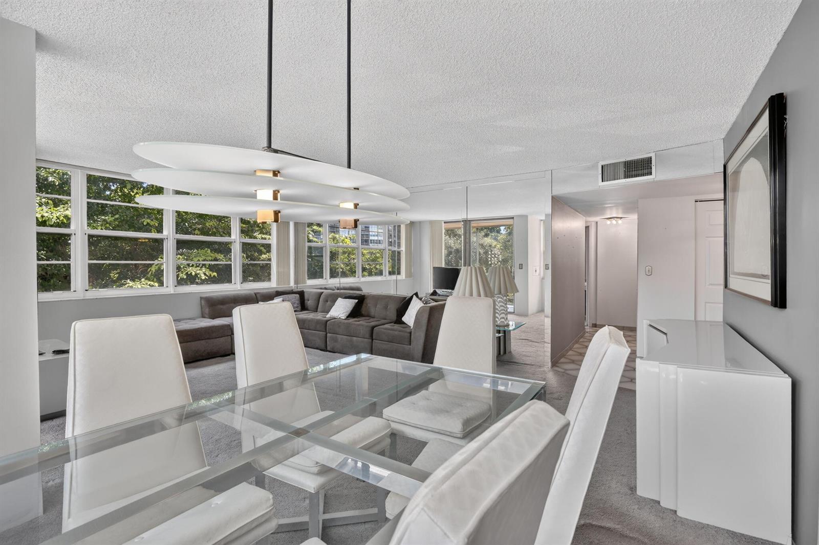 1400 Saint Charles Place # 313, Pembroke Pines FL 33026 photo 4
