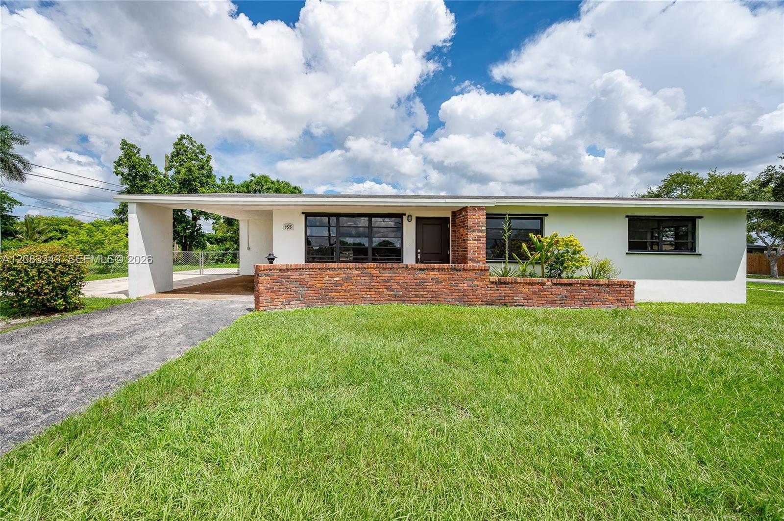 955 NW 15th St, Homestead FL 33030 photo 4