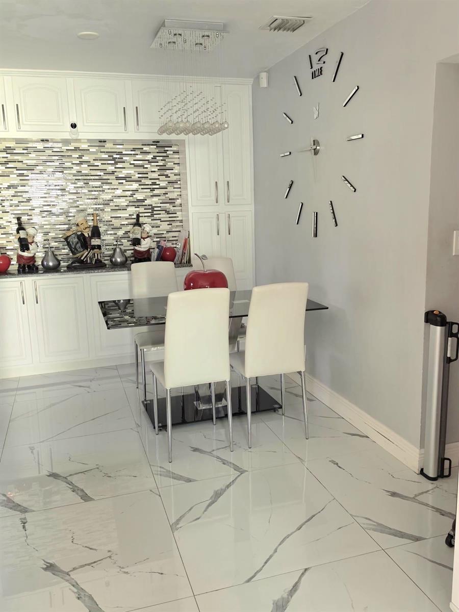 6521 HARDING Street, Hollywood FL 33024 photo 3