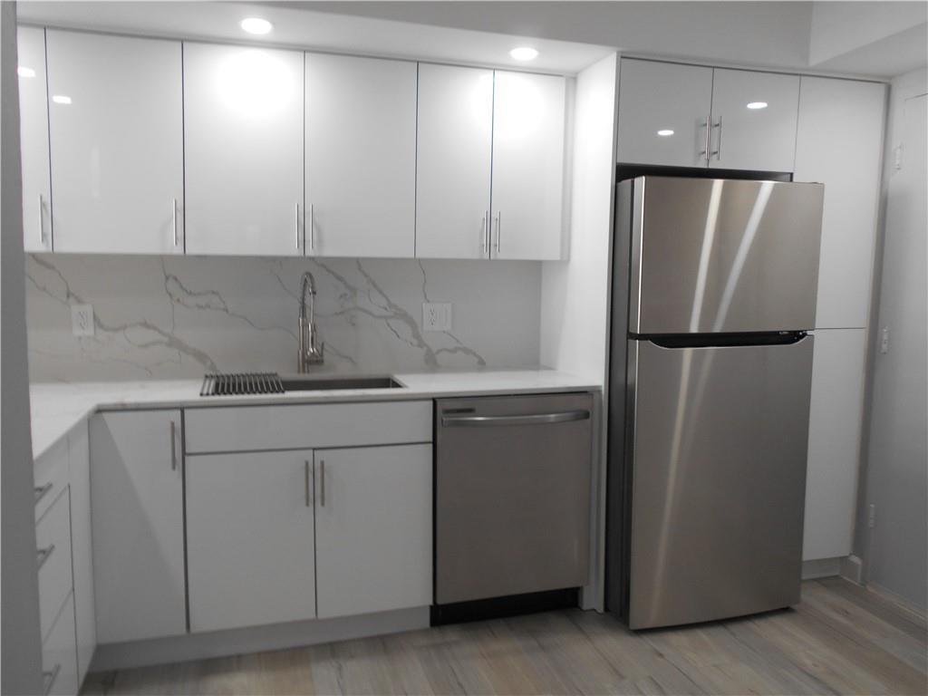 1301 NE MIAMI GARDENS Drive # 723W, Miami FL 33179 photo 2