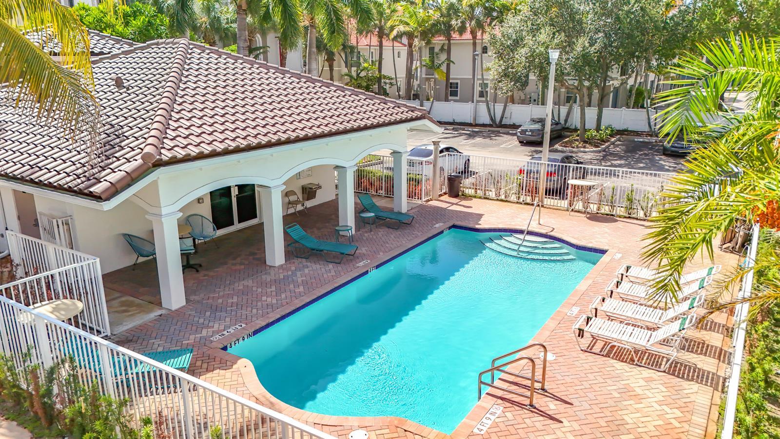 312 BAYFRONT Drive, Boynton Beach FL 33435 photo 4