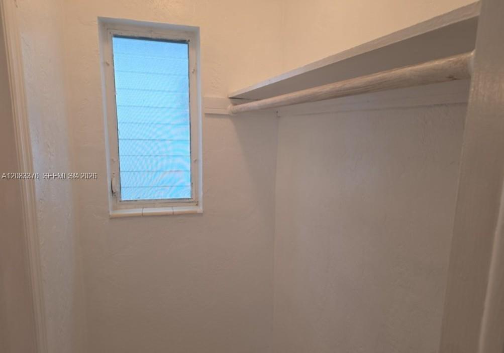 341 Monroe St # 4, Hollywood FL 33019 photo 4