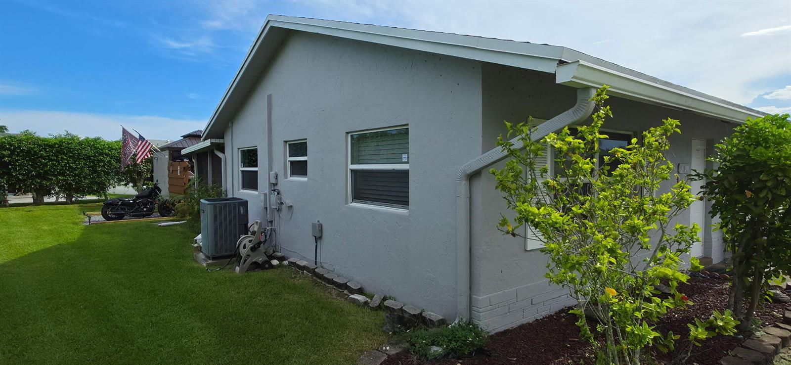 8100 NW 102nd Terrace, Tamarac FL 33321 photo 2