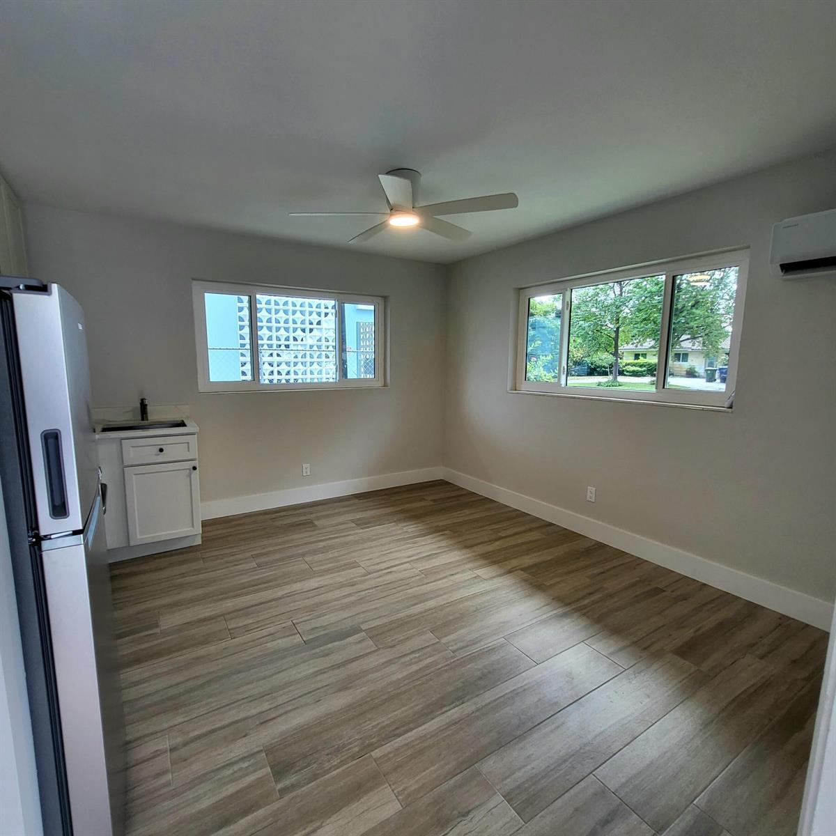 809a NW 30th Court # 809A, Wilton Manors FL 33311 photo 2