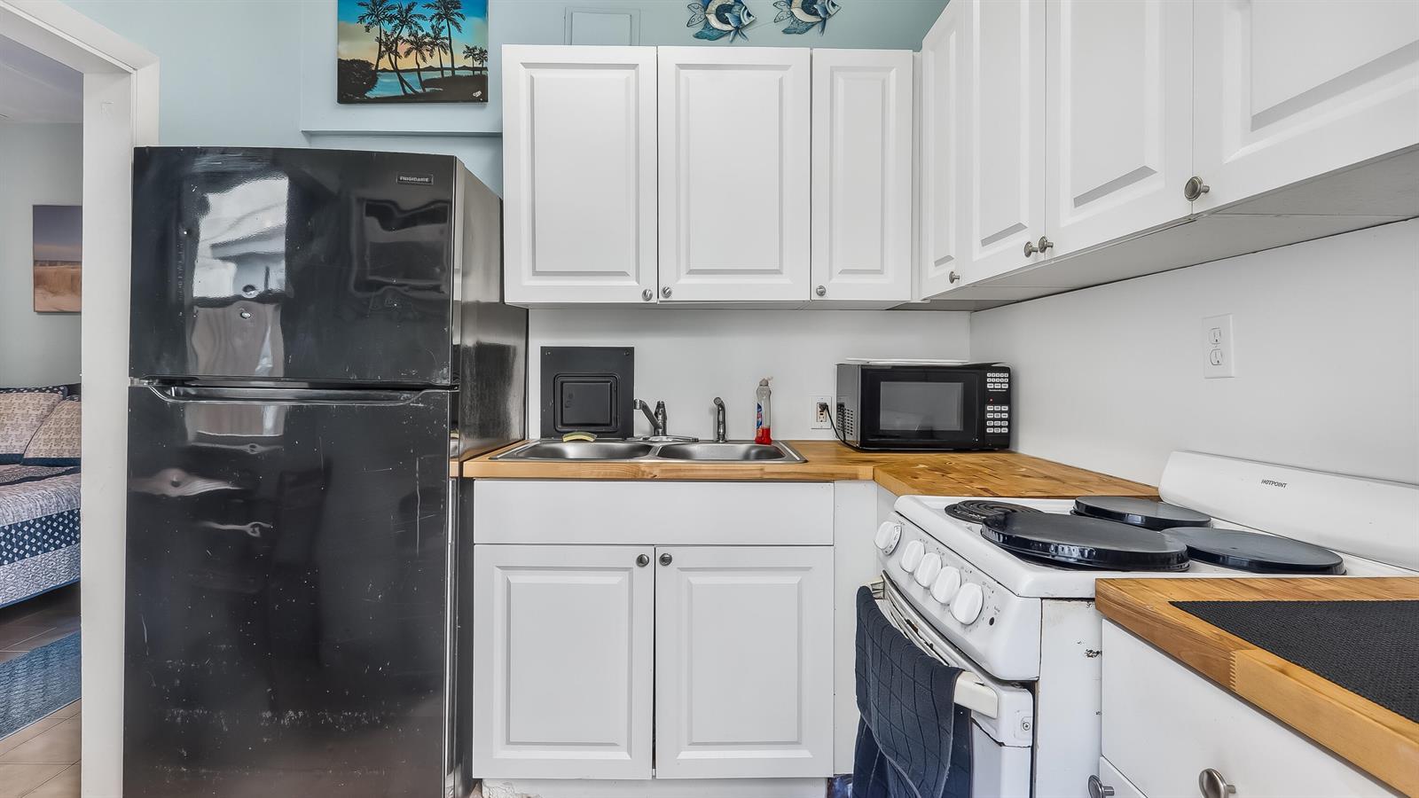 1637 Taft Street, Hollywood FL 33020 photo 2