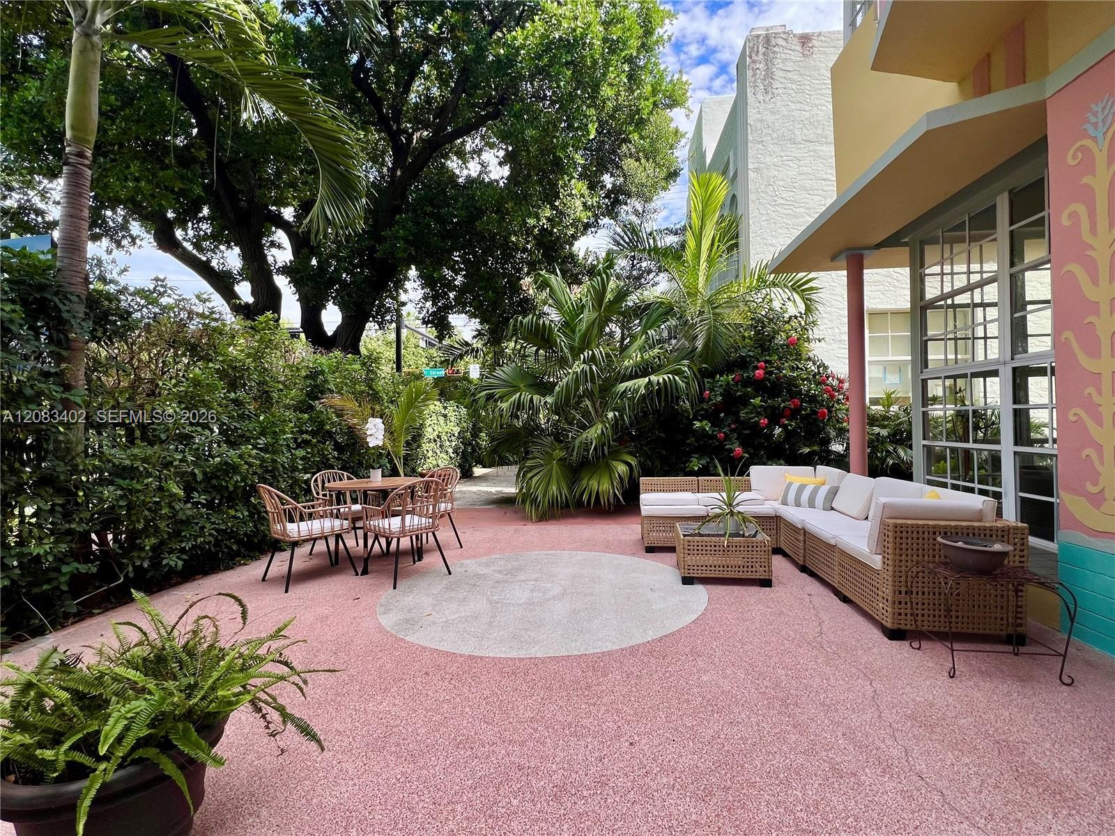 1051 Meridian Ave # 1E, Miami Beach FL 33139 photo 4