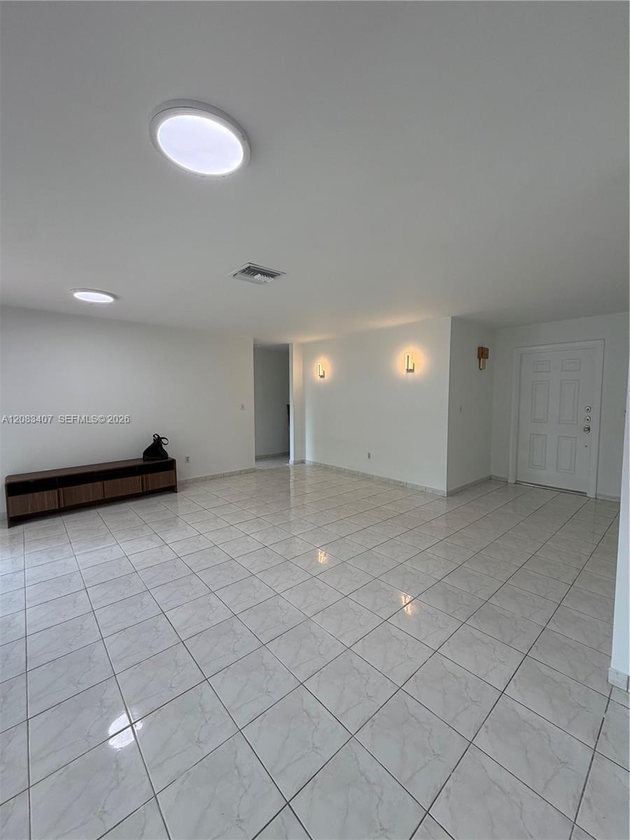 1731 SW 103rd Ave, Miami FL 33165 photo 3